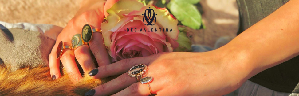 Entretien avec la fondatrice de la marque de bijoux Bee Valentina